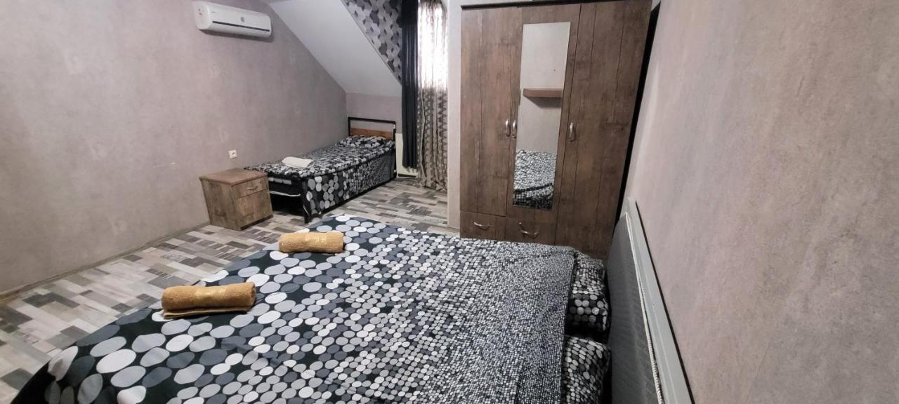 Kiev Hostel Tiflis Exterior foto