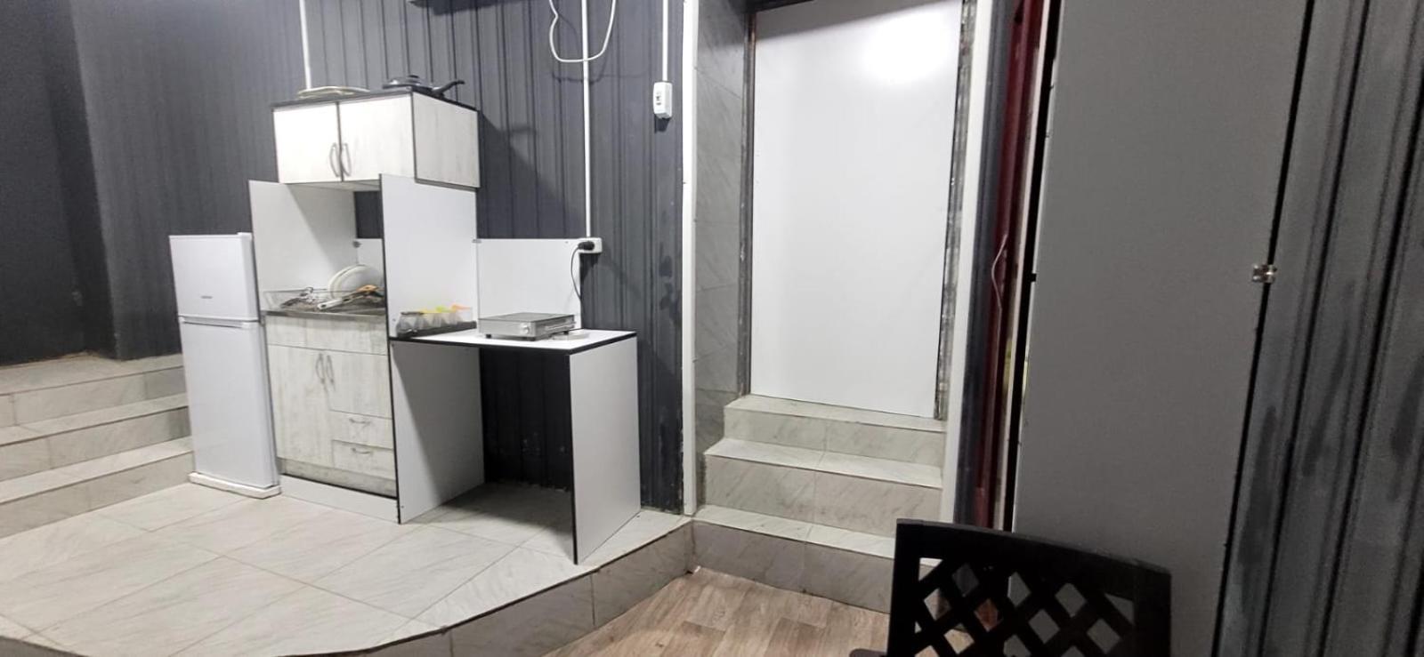 Kiev Hostel Tiflis Exterior foto
