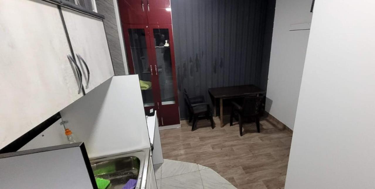 Kiev Hostel Tiflis Exterior foto