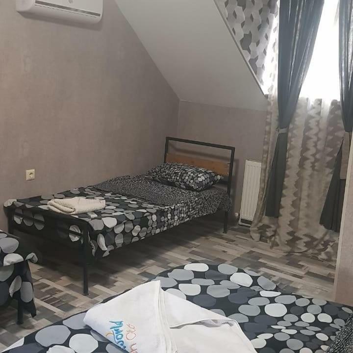 Kiev Hostel Tiflis Exterior foto