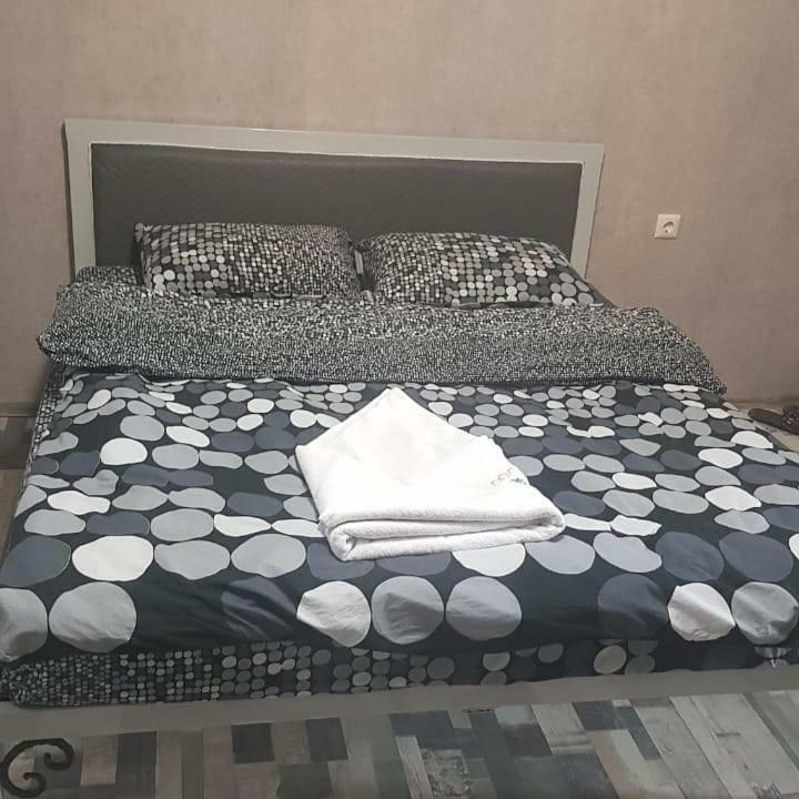 Kiev Hostel Tiflis Exterior foto