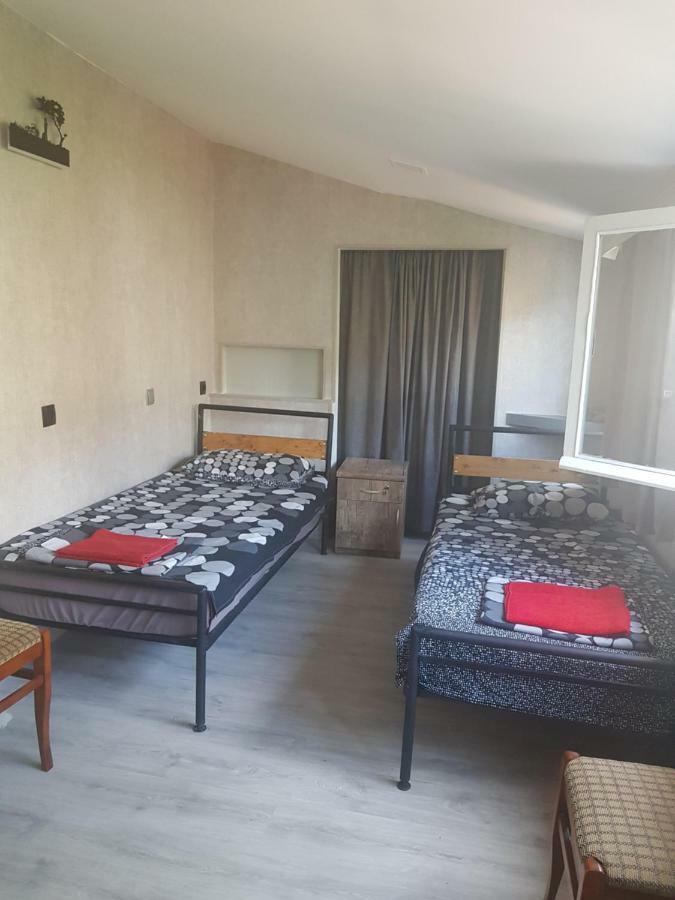 Kiev Hostel Tiflis Exterior foto